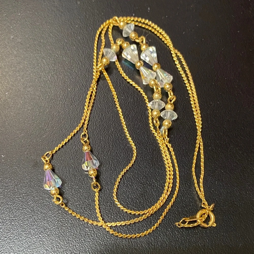 Vintage Gold and Crystal 32” chain Necklace
